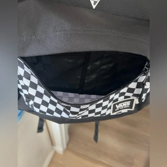 Vans Spongebob Backpack - Picture 5 of 6